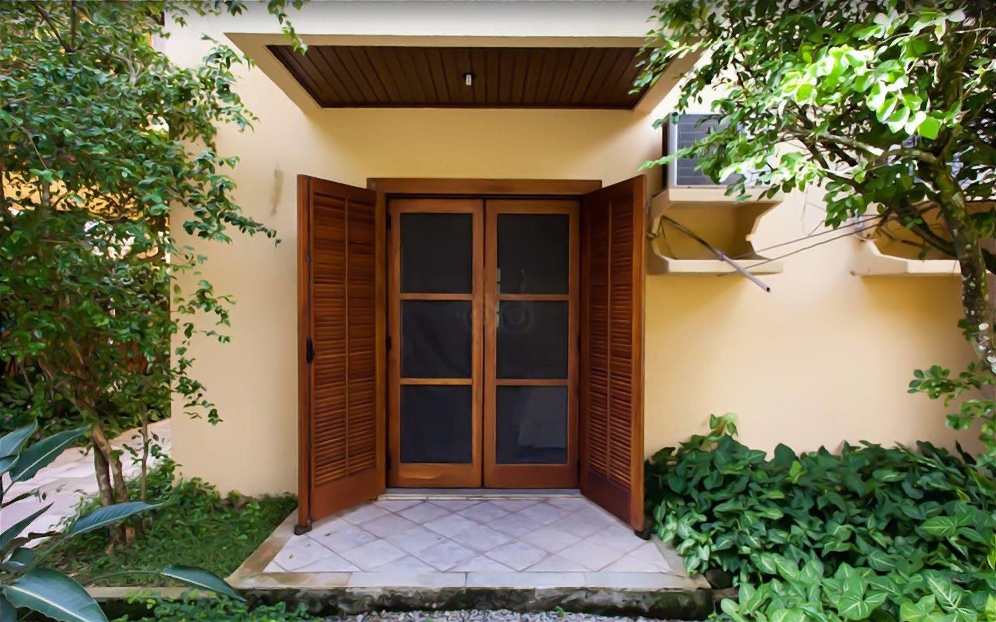 Galapagos Aparthotel Ilhabela Buitenkant foto